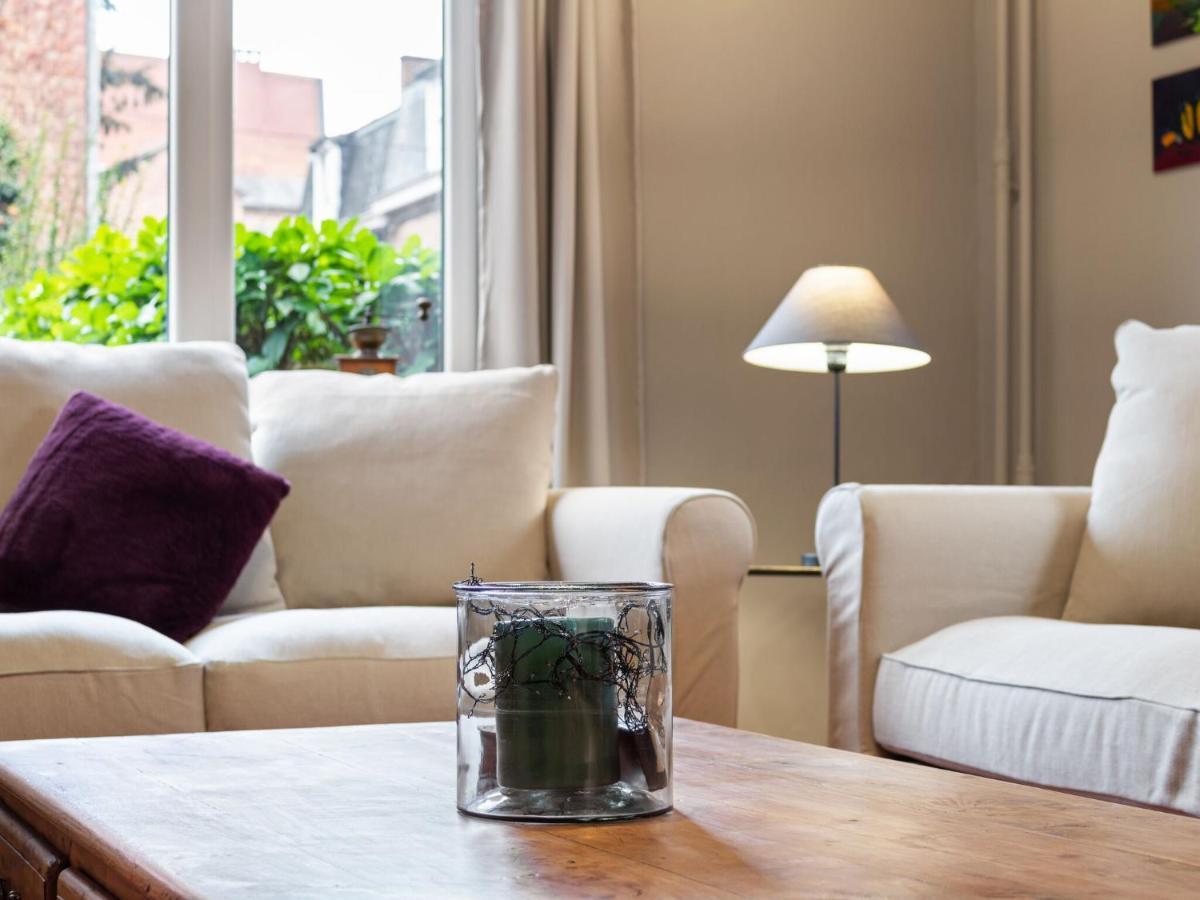 Stylish Apartment In Dinant Near The Maas מראה חיצוני תמונה