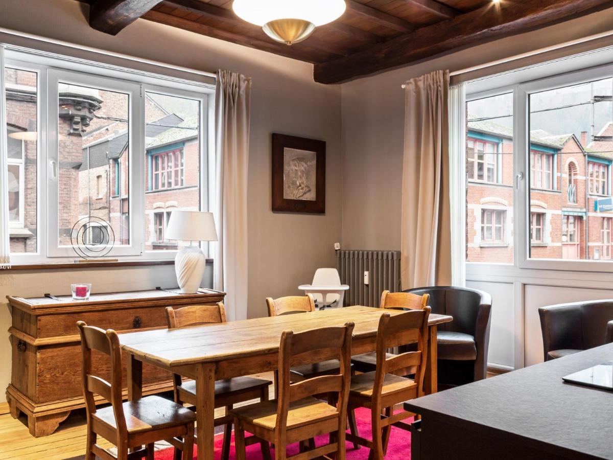 Stylish Apartment In Dinant Near The Maas מראה חיצוני תמונה