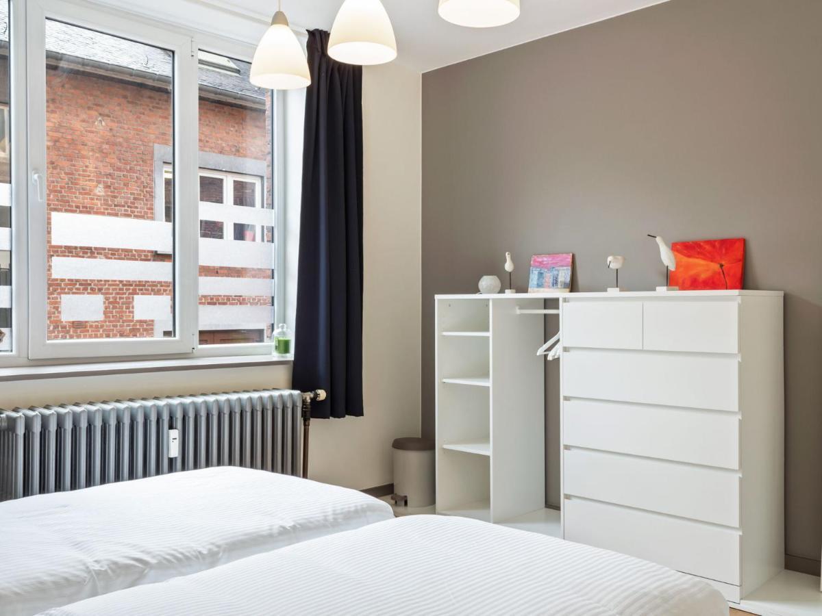 Stylish Apartment In Dinant Near The Maas מראה חיצוני תמונה