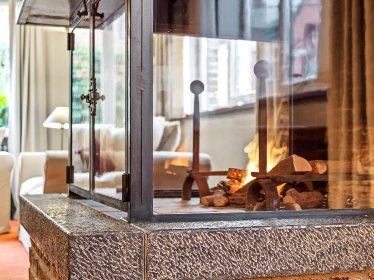 Stylish Apartment In Dinant Near The Maas מראה חיצוני תמונה