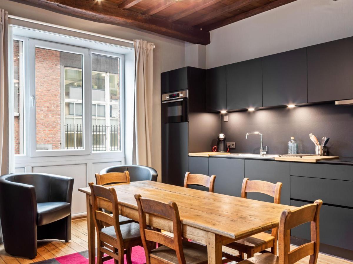 Stylish Apartment In Dinant Near The Maas מראה חיצוני תמונה